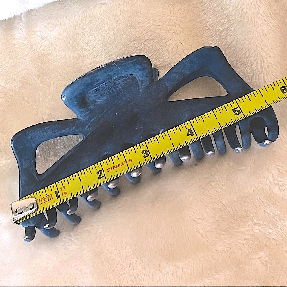 BUNDLE OF 12 👱🏾♀️CLAW HAIR CLIPS BLACK BROWN WHITE BEIGE PURPLE BLUE RED GREEN - Picture 11 of 13